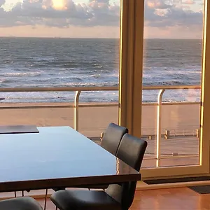 Royal Zeezicht Appartement Oostende